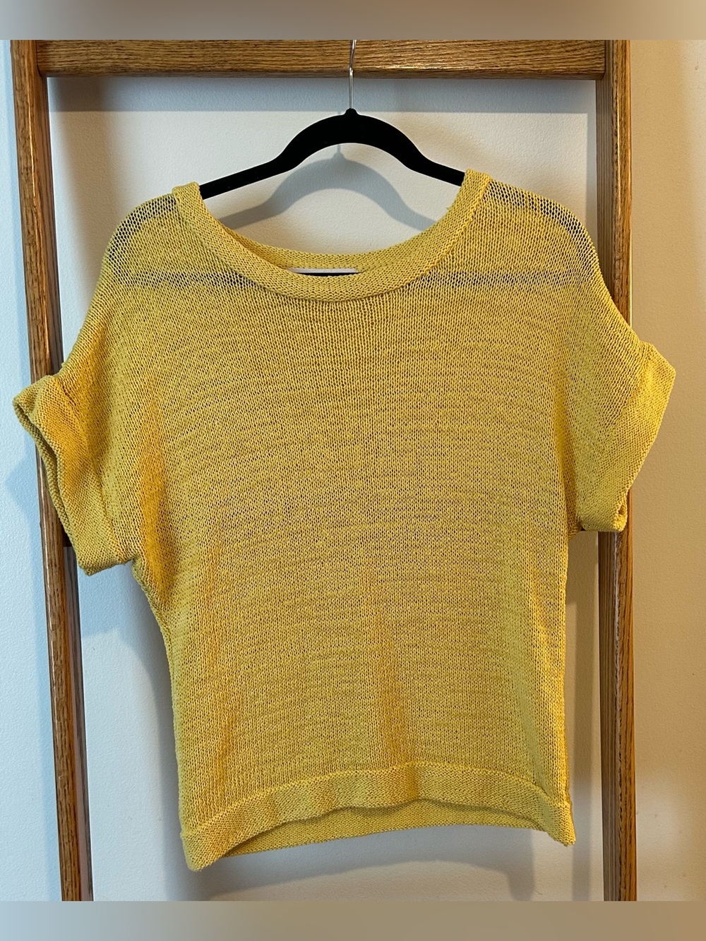 Lightweight Yellow Knit Short Sleeve Sweater Shirt